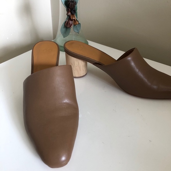 LoQ Tan Leather Mules Sz 6 37 Cylinder Heel - Picture 9 of 9
